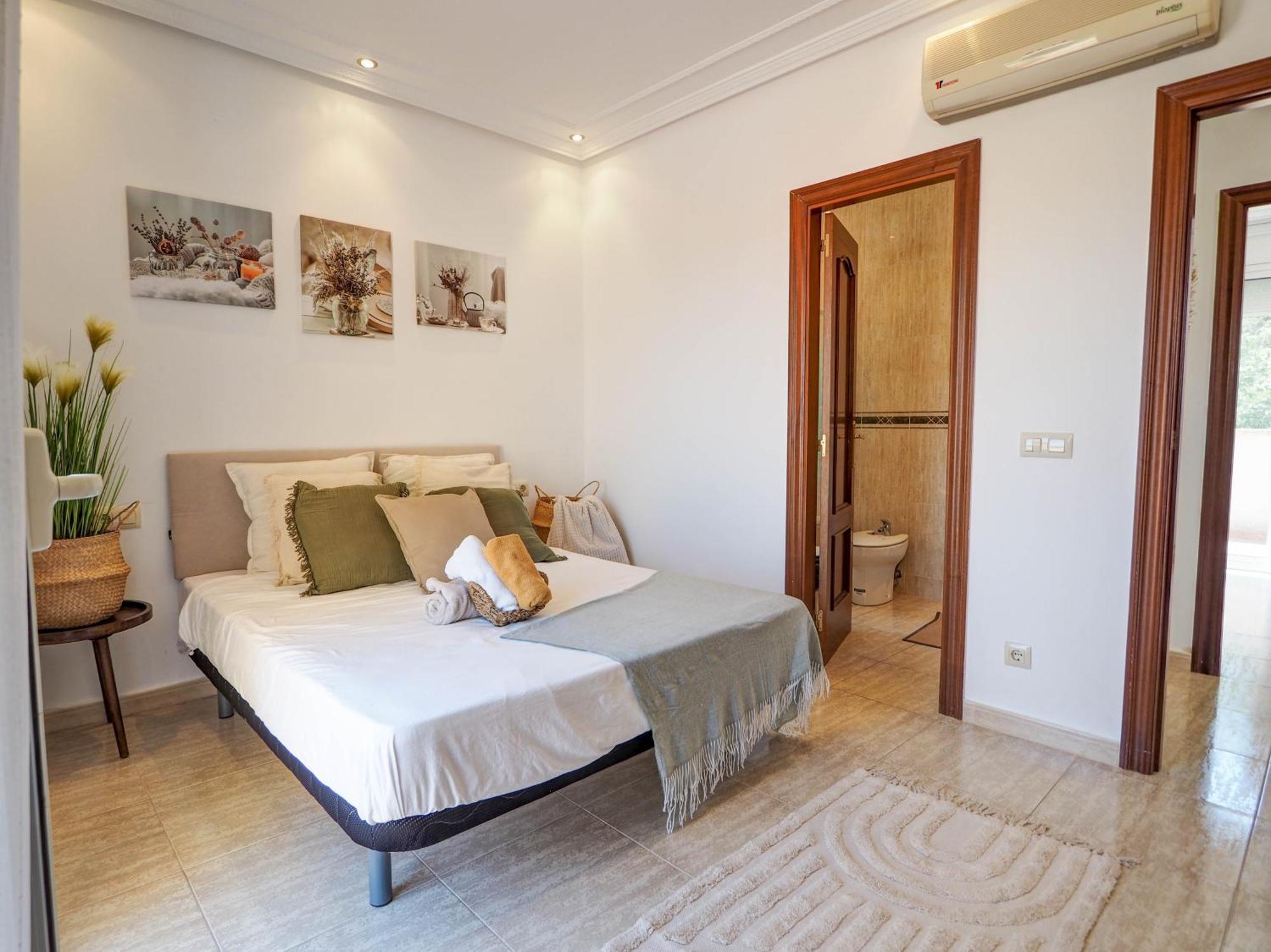 Claudia By Hello Homes